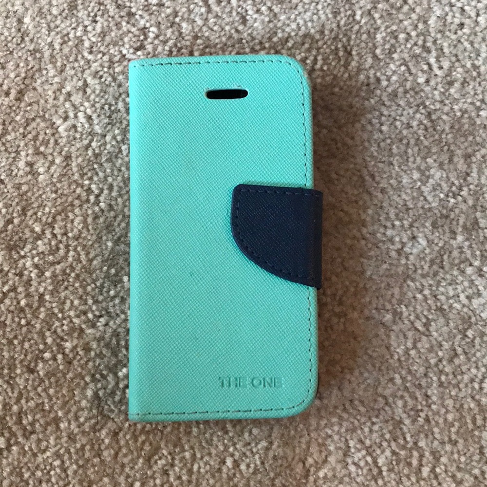 ipod  5 & 6 turquoise protective case